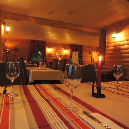 Auberge "La Fourchette Paysanne" Dochamps Kültér fotó