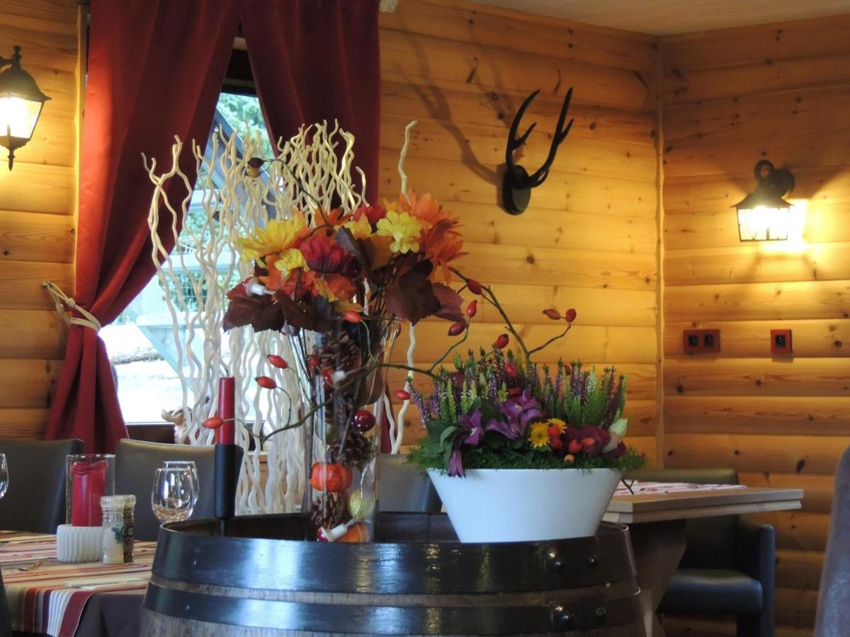 Auberge "La Fourchette Paysanne" Dochamps Kültér fotó